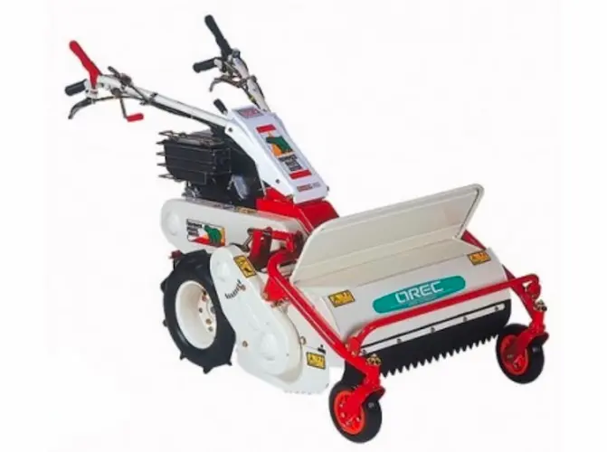 Location Tondeuse à fléaux (largeur de coupe 650mm) - Locamat Belgique